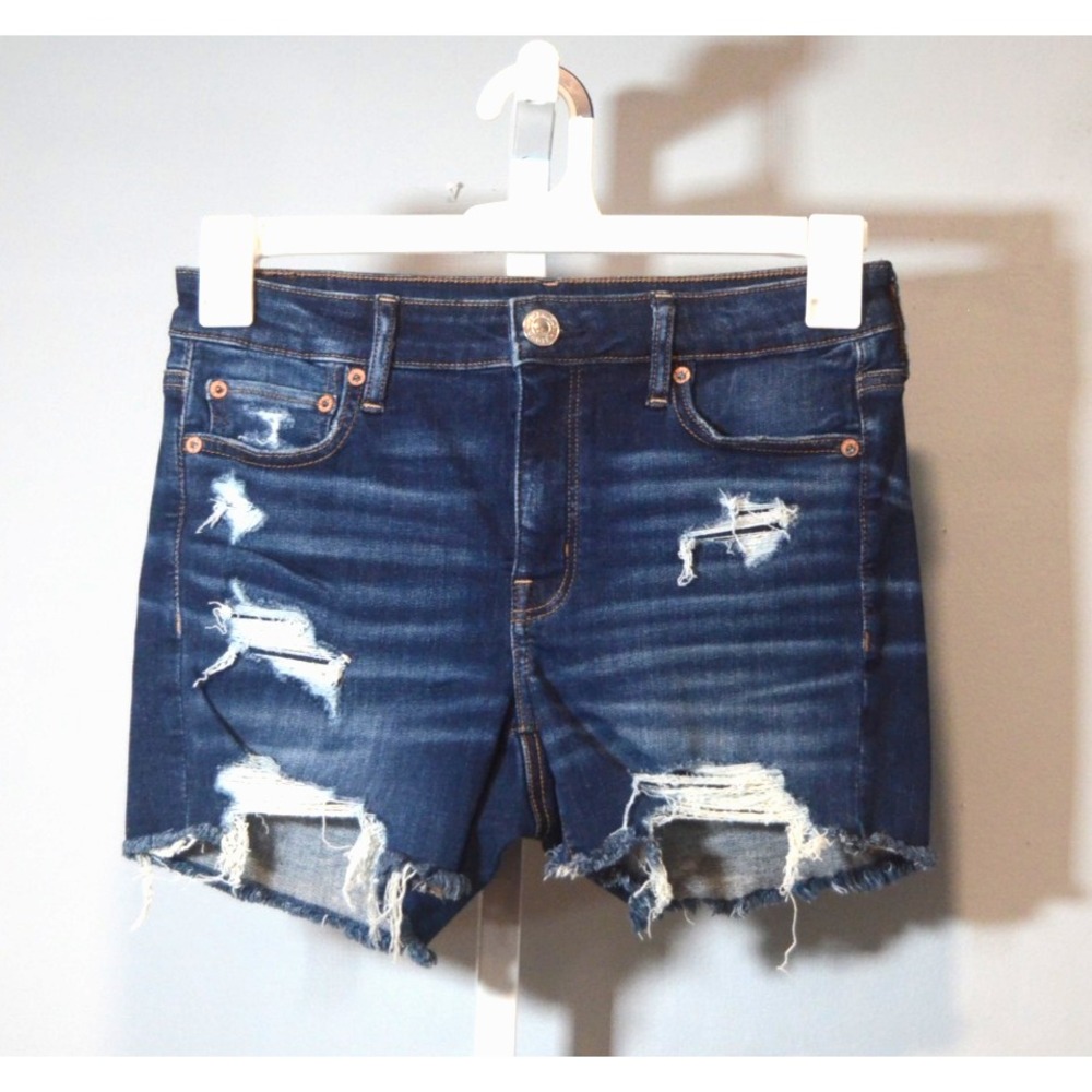 American Eagle Women's Size 6 Ne(x)t Level Stretch Denim Shorts Medium Wash